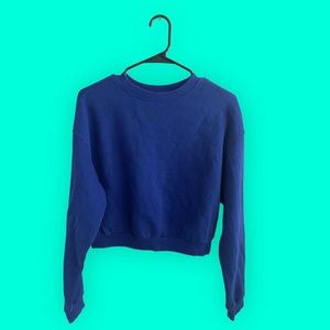 H&M blue cropped sweatshirt size S
